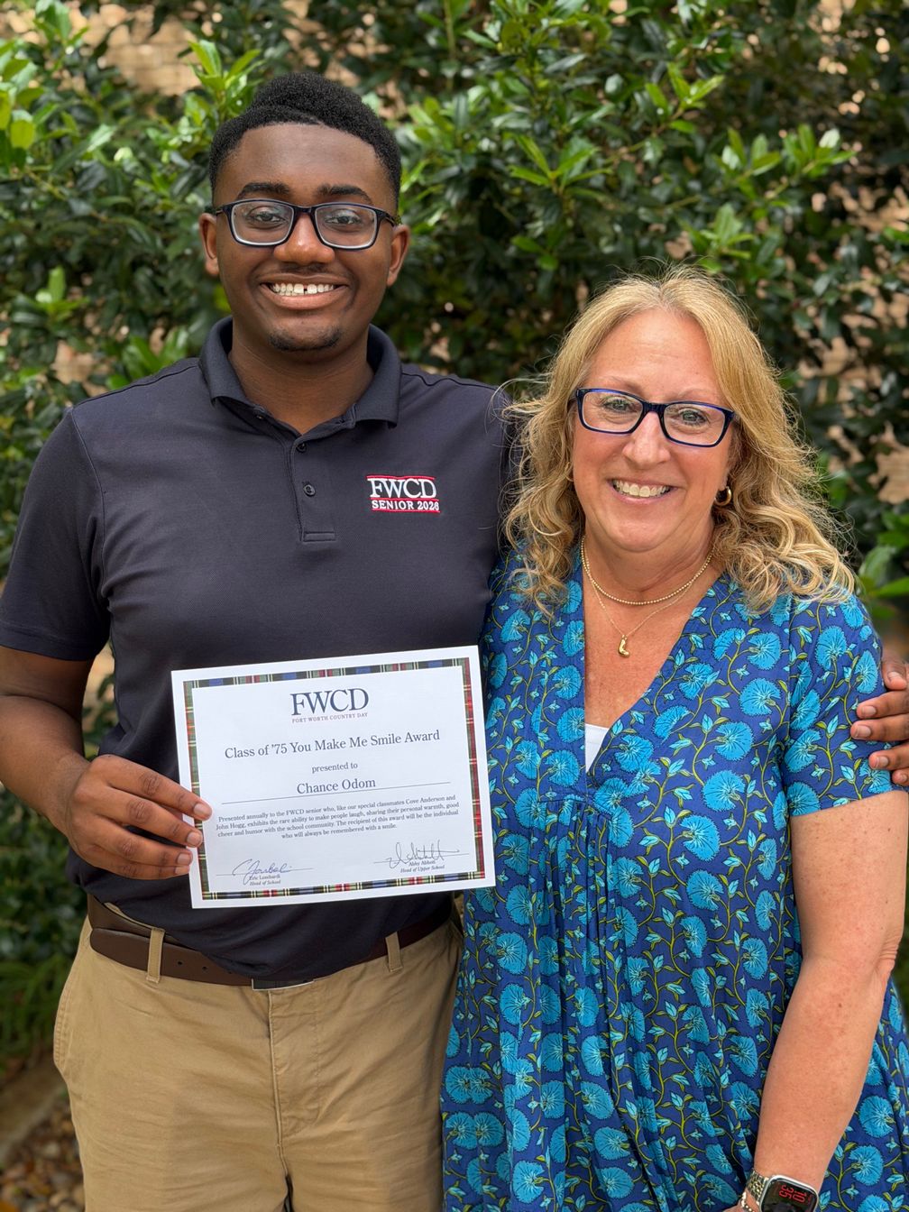 Senior Honored with Class of ’75 Make Me Smile Award
