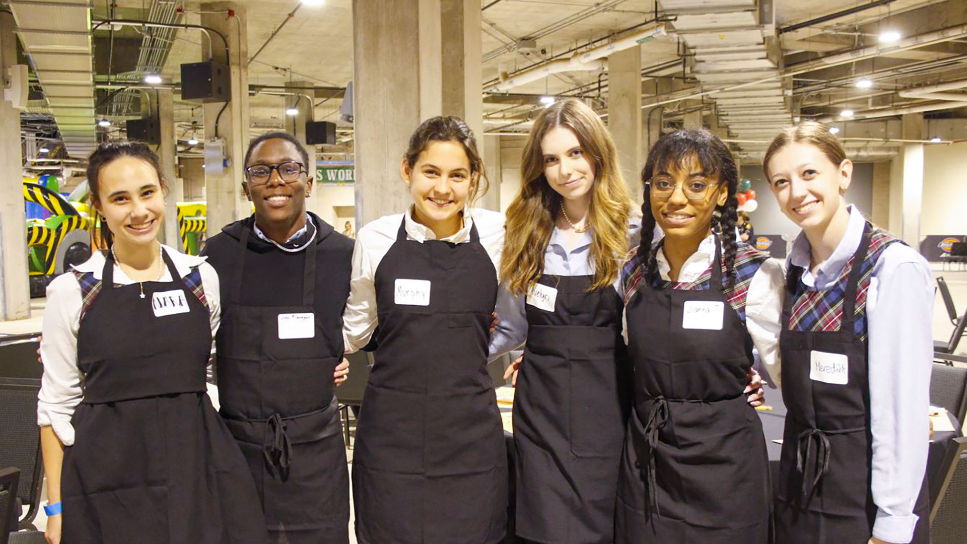 The Class of 2025 served at the Fort Worth Feast of Sharing event.